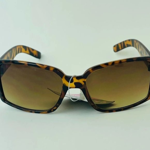 SG00718 Fashion Sunglasses For Women Rectangular, 100% UVA-UVB Protection Brown - Picture 1 of 7